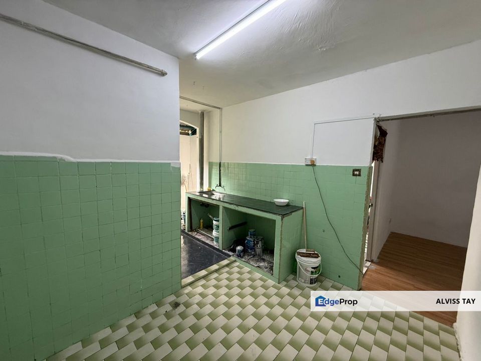  Cempaka Flat @ Tampoi / Ground Floor / Low Cost Flat / For Sale , Johor, Johor Bahru