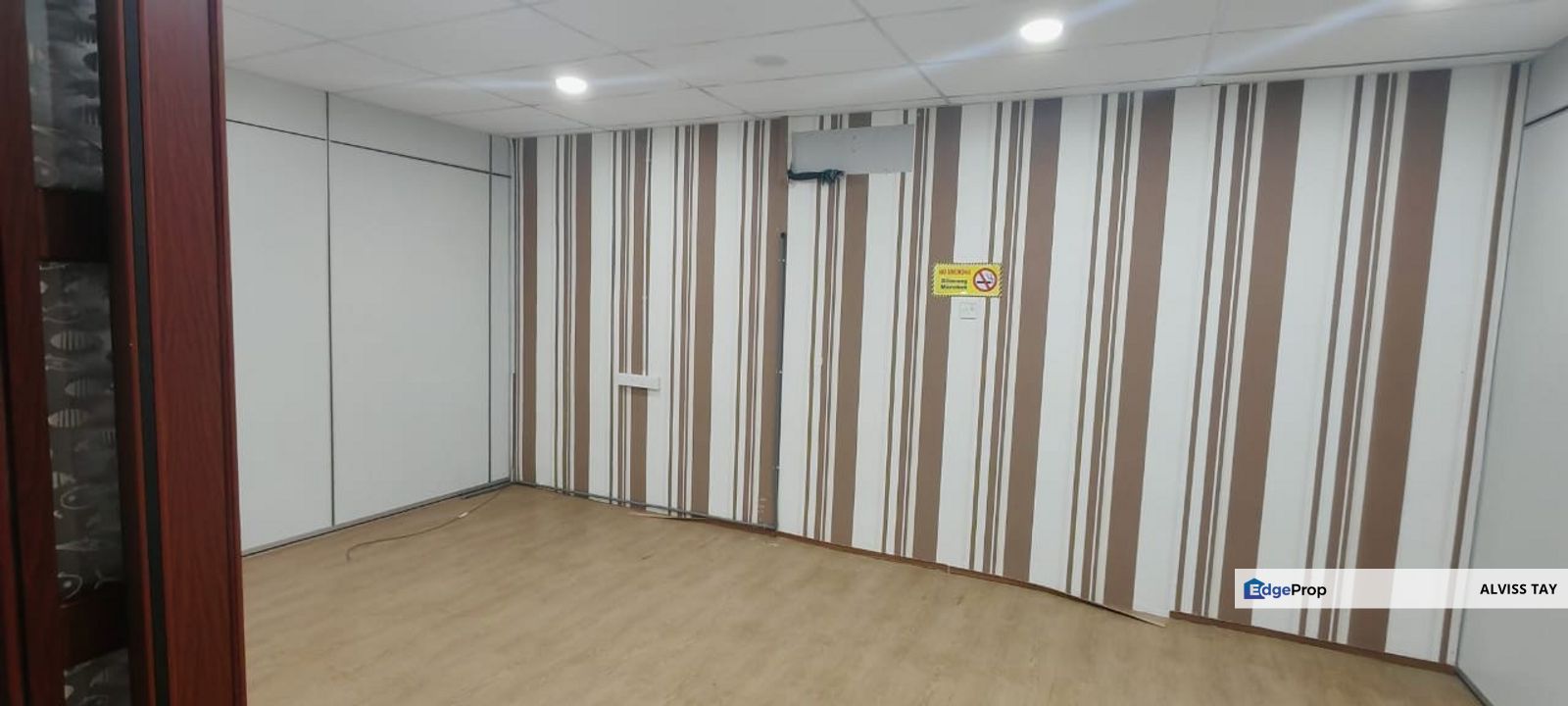 Jalan Intan 2/X Taman Intan 86000 Kluang / Single Storey Shop Lot, Johor, Kluang