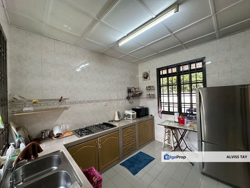 Taman Sentosa @ Jalan Songkit 黄金地段新山市区 Taman Sentosa 靠近海角人后面🤩走路出来就有bus 和商业街💯投资首选👍汤房airbnb or 长租🍀🔥Nearby Taman Pelangi Taman Melodies Taman Suria , Johor, Johor Bahru