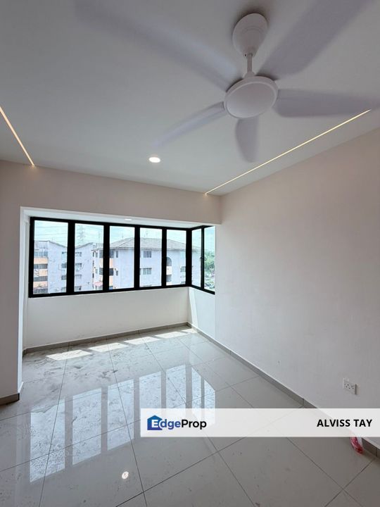 Jalan Ketapang 10 , Taman Rinting Flat / 3 Bedroom / Renovation Unit , Johor, Masai