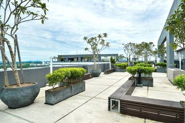 Centra Residences @ Nasa City