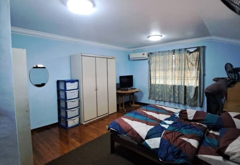 Taman Nong Chik Heights