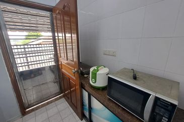 Taman Nong Chik Heights