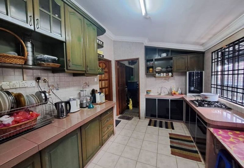 Taman Nong Chik Heights