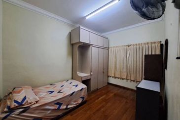 Taman Nong Chik Heights