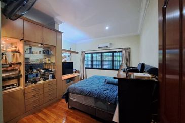 Taman Nong Chik Heights