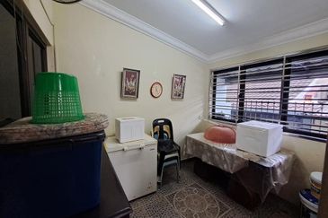 Taman Nong Chik Heights