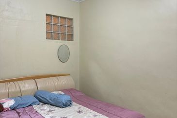 Taman Nong Chik Heights