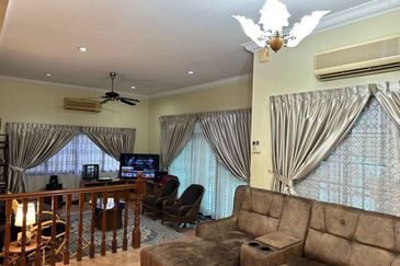 Taman Nong Chik Heights