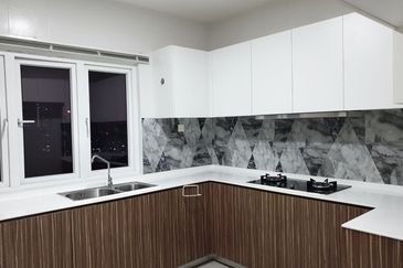 Seasons Luxury Apartments @ Amara Larkin