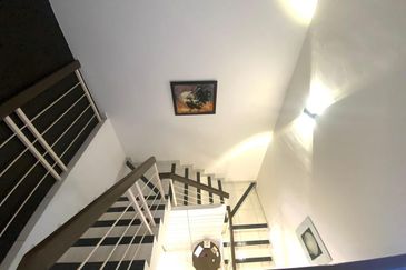 Caryota Square At Setia Tropika 4 / 4 Bedroom / Renovation Unit / Facing South West