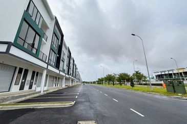 Crest @ Austin Emerald 2