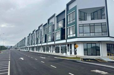 Crest @ Austin Emerald 2