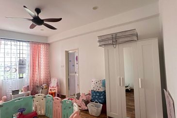 Aloha Tower Condominium