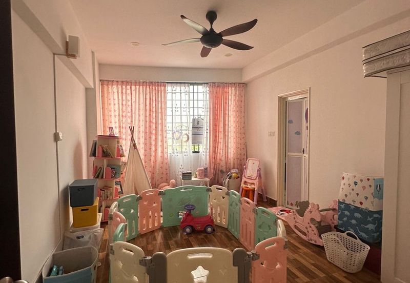 Aloha Tower Condominium