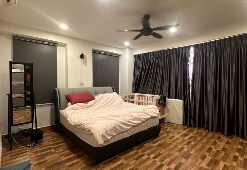 Aloha Tower Condominium