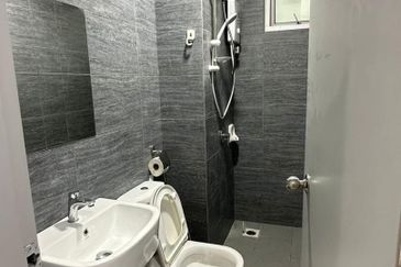 Amber Residence @ twentyfive.7