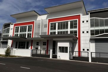 Suria Industrial Park (SIP)