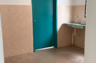 BANDAR UNI. TEKNOLOGI LAGENDA (SRI CENDANA)