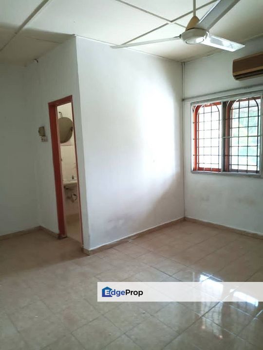 PARTIALLY FURNISHED Double Storey Taman Bukit Mewah  Kajang, Selangor, Kajang