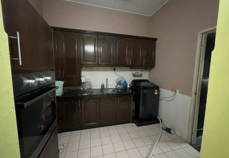 Persiaran Puncak Alam 1 