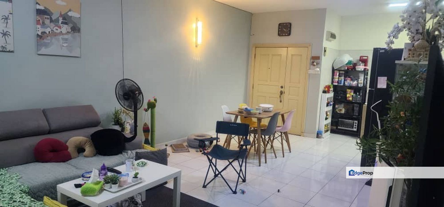 BELOW MARKET VALUE - KRISTAL VILLA CONDO KAJANG, Selangor, Kajang