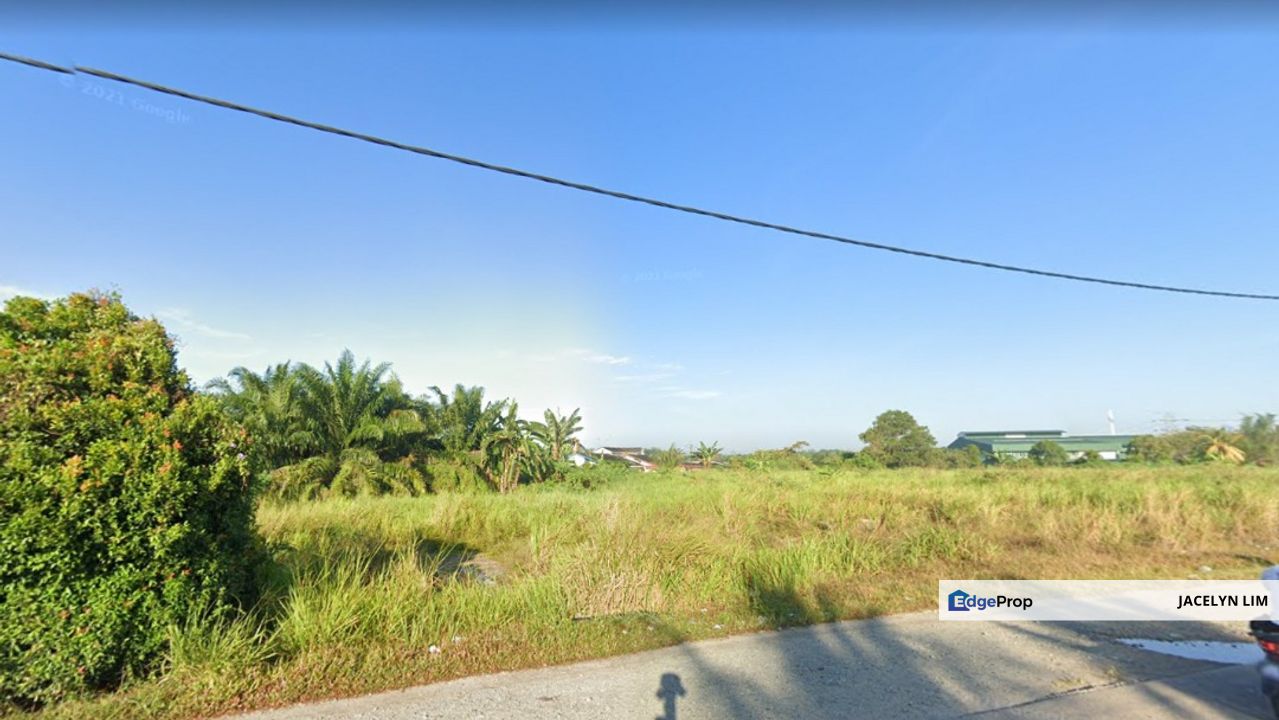 Commercial Land At Pekan Nanas For Rent, Johor, Pontian
