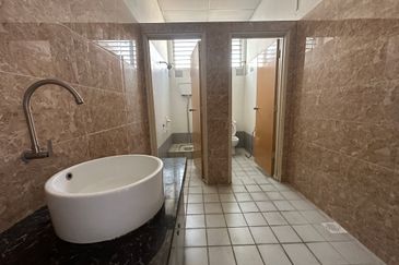 Nusa Cemerlang Industrial Park