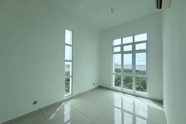 Horizon Hills Penthouse For Sale 