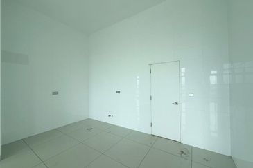 Horizon Hills Penthouse For Sale 