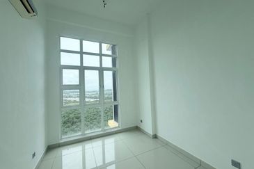 Horizon Hills Penthouse For Sale 