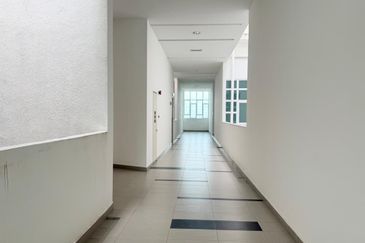 Horizon Hills Penthouse For Sale 