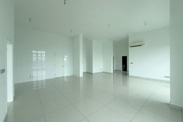 Horizon Hills Penthouse For Sale 