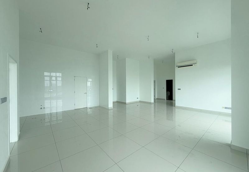 Horizon Hills Penthouse For Sale 