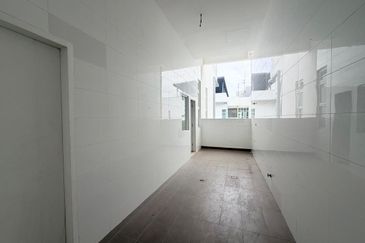 Horizon Hills Penthouse For Sale 