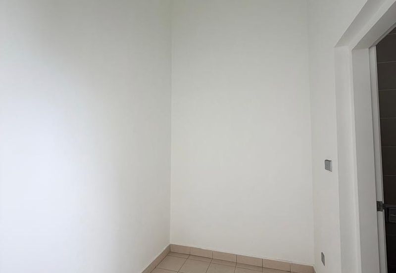 Horizon Hills Penthouse For Sale 