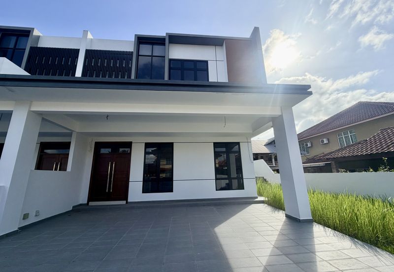 2 Storey Semi D @ Tmn Perling For Sale 