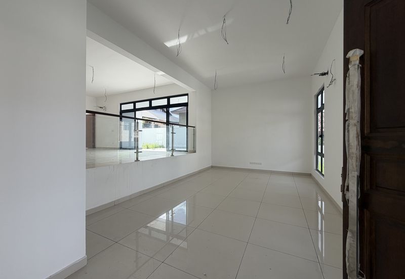 2 Storey Semi D @ Tmn Perling For Sale 