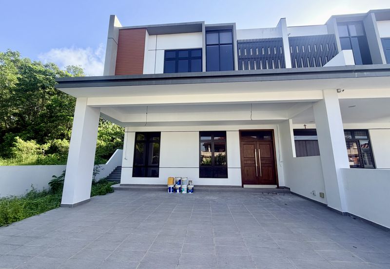 2 Storey Semi D @ Tmn Perling For Sale 