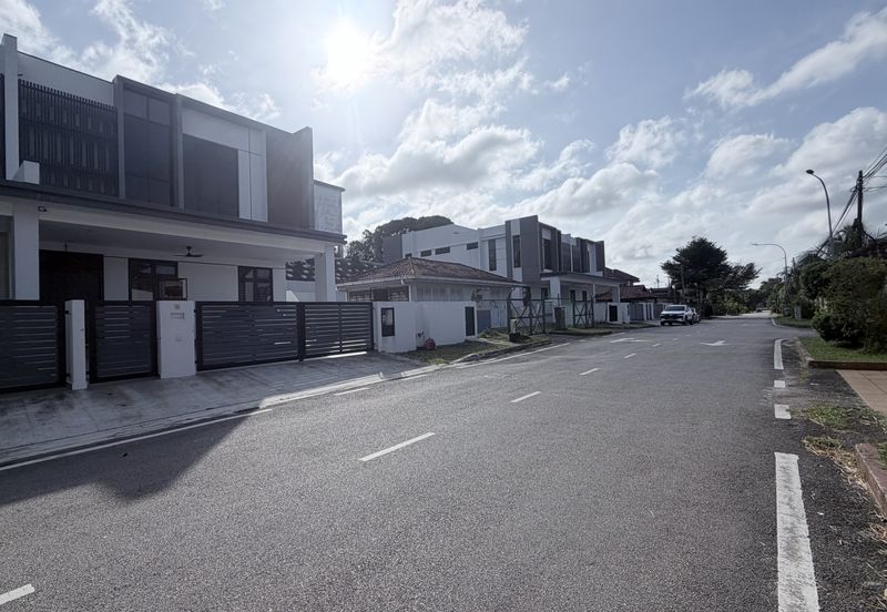 2 Storey Semi D @ Tmn Perling For Sale 