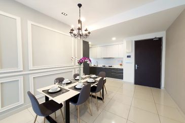 D'Suites , Akasia Horizon