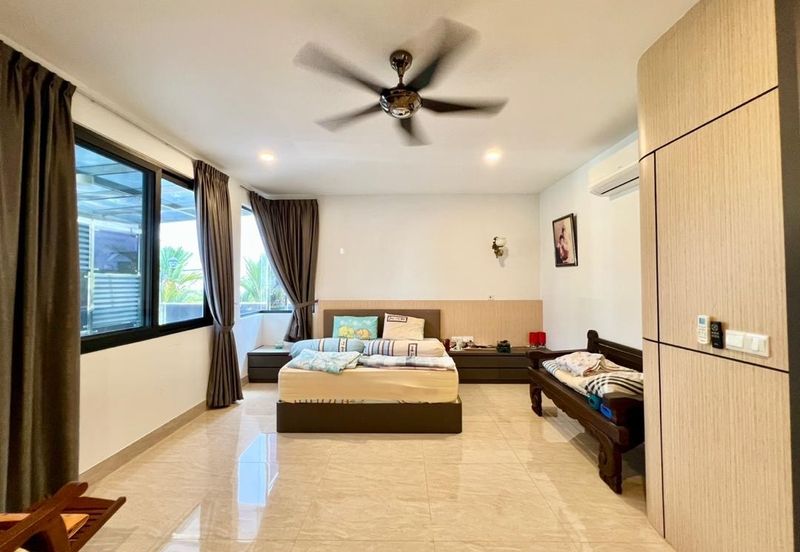 Horizon Hills 2 Sty Bungalow For Sale 