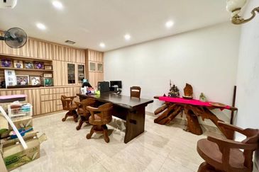 Horizon Hills 2 Sty Bungalow For Sale 