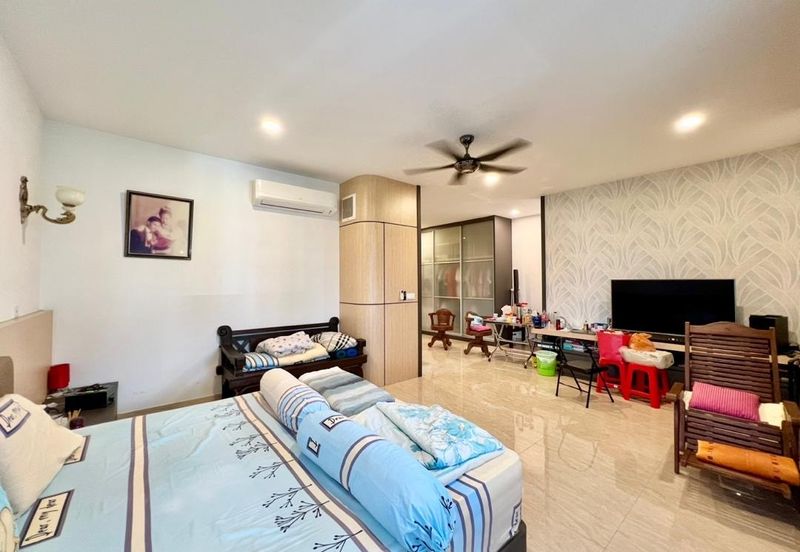 Horizon Hills 2 Sty Bungalow For Sale 