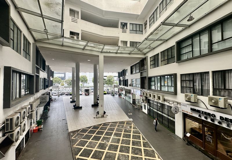 Renovated Office @ Indah Walk 3, Bukit Indah for Sale 