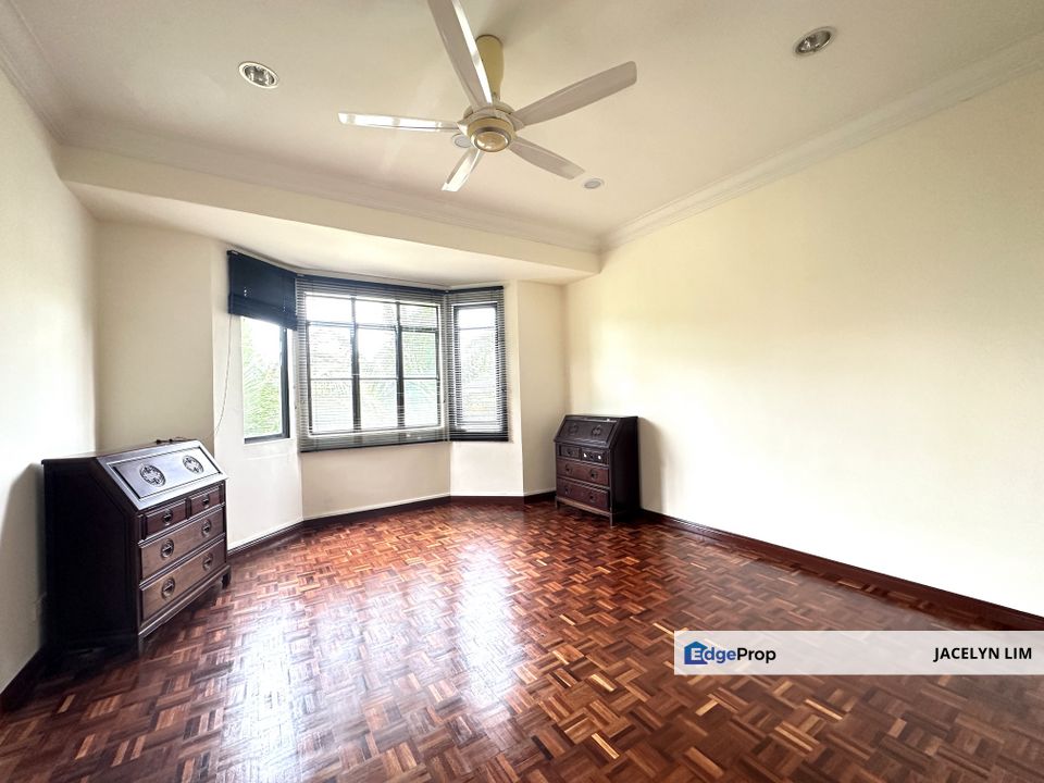 Bungalow Leisure Farm with Swimming Pool For Rent , Johor, Gelang Patah