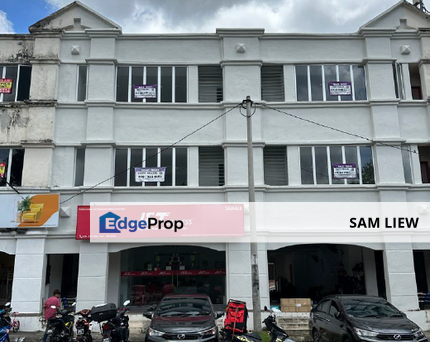 Bandar Tasik Kesuma, Kesuma Square, Selangor, Semenyih