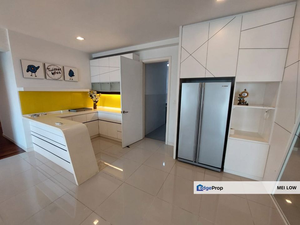 Fully renovated BayStar Condominium with walking distance to Queensbay Mall for Sale!, Penang, Sungai Nibong