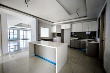 Suasana Bukit Ceylon