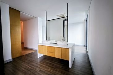 Suasana Bukit Ceylon